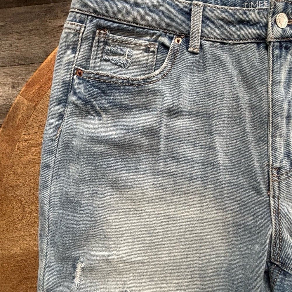 Time and Tru Blue High Rise jeans Size 18 - Picture 2 of 10